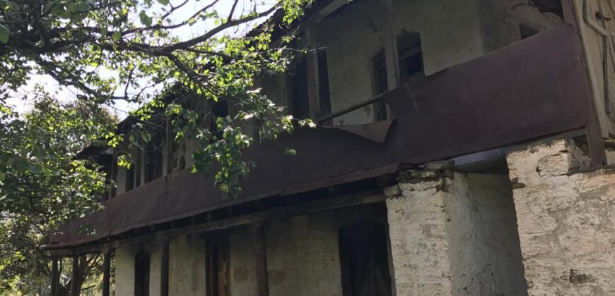 Buy Old Residential house for Sale in Majkhali