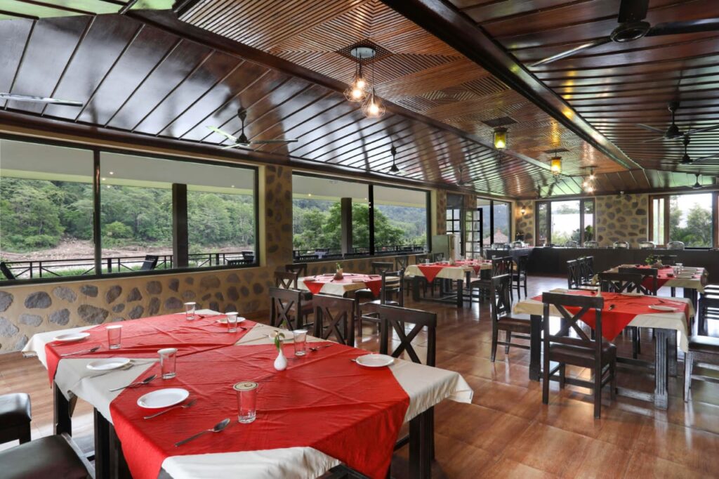 restaurant corbett resort