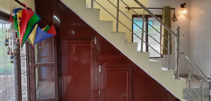 Lake View House for Sale in Sanguri Gaon, Bhimtal